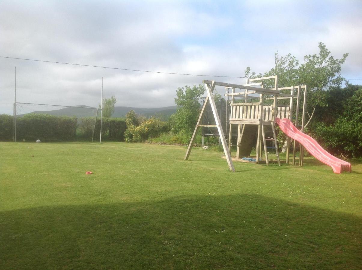 Brownes Bed and Breakfast Emlagh East Εξωτερικό φωτογραφία